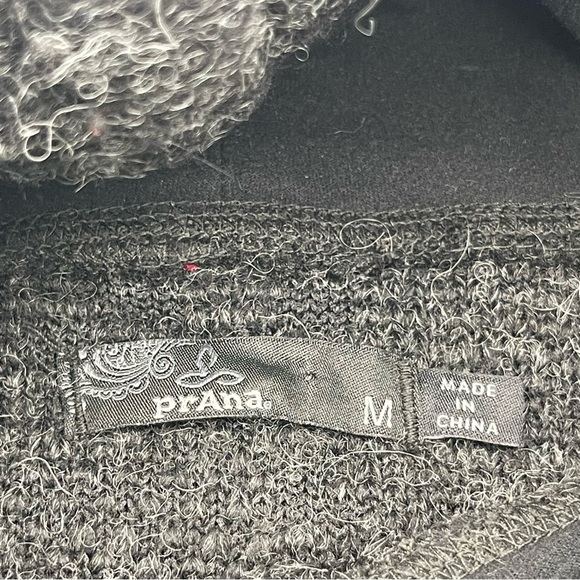 PrAna Size M Women’s Crestland Turtle Neck Sweater Charcoal Wool Blend Thick - Picture 9 of 13